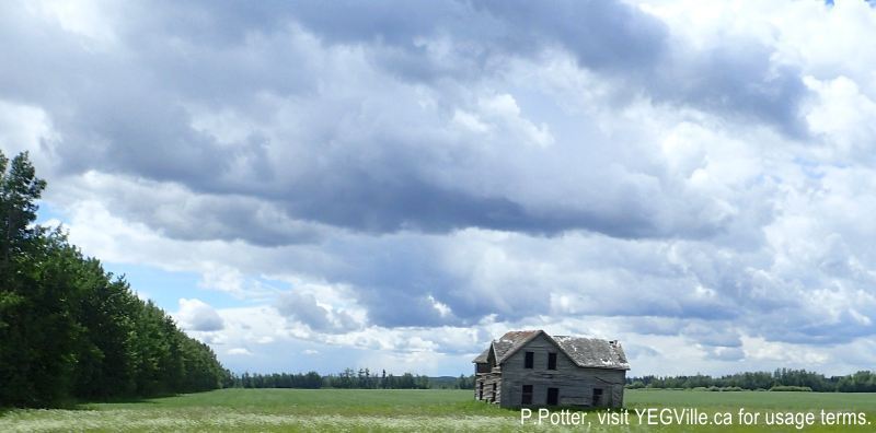 Abandoned Farm House, Calmar Bakery Ride, June 18, 2024; P.Potter, visit YEGVille.ca for usage terms.