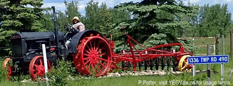 Whimsical landmark, Calmar Bakery Ride, June 18, 2024; P.Potter, visit YEGVille.ca for usage terms.