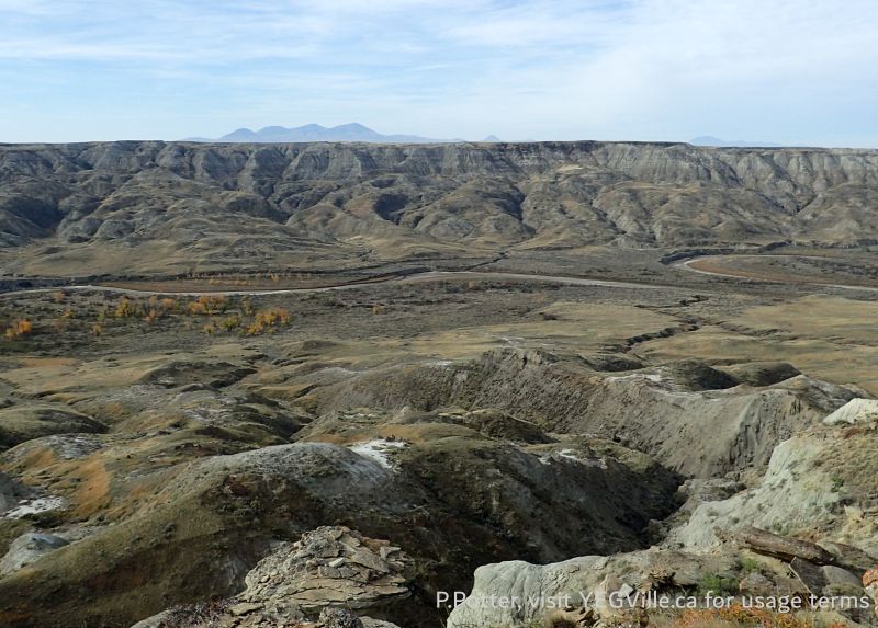 Looking South across the valley, Milk River NA, 2024-10-15, P. Potter.