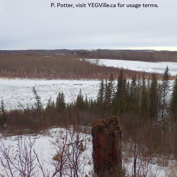 Looking N across the North Saskatchewan at the river lookout, Genesee NA, 2025-01-15, P. Potter.
