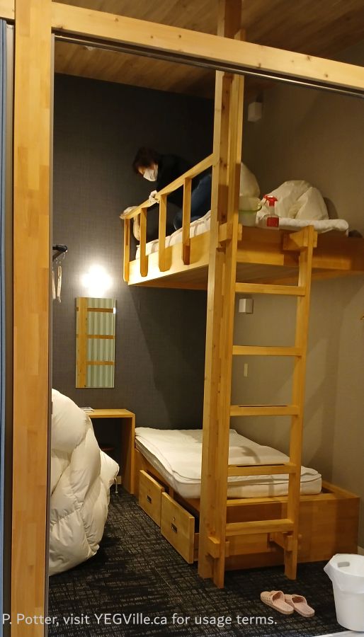 Meticulous cleaning of a room, 2026-04-02, I-Link Hostel Oshima, P. Potter.