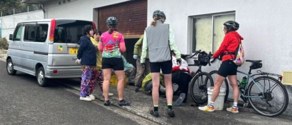 An attempted repair operation to fix Lara's chain.